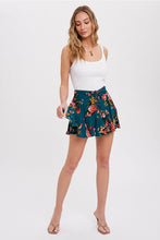 Load image into Gallery viewer, FLORAL PRINT MINI SKORT