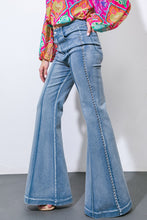Load image into Gallery viewer, Flying Tomato Studded Flare Jeans