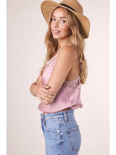 Load image into Gallery viewer, SILKY LACE TRIM CAMI