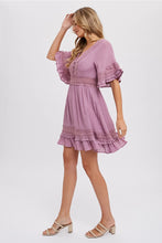 Load image into Gallery viewer, V-NECK LACE TRIM DRESS