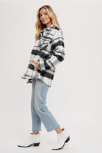 Load image into Gallery viewer, FLANNEL BUTTON DOWN SHACKET