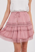 Load image into Gallery viewer, LACE TRIM MINI SKIRT