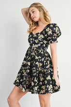 Load image into Gallery viewer, FLORAL PRINT PUFF SLEEVED RUFFLE BABYDOLL DRESS