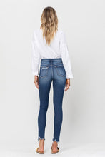 Load image into Gallery viewer, HIGH RISE RAW HEM SKINNY