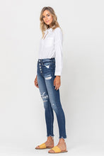 Load image into Gallery viewer, HIGH RISE RAW HEM SKINNY