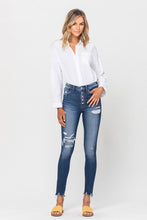 Load image into Gallery viewer, HIGH RISE RAW HEM SKINNY