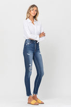 Load image into Gallery viewer, HIGH RISE RAW HEM SKINNY