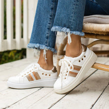 Load image into Gallery viewer, Yellowbox Emalia Sneaker
