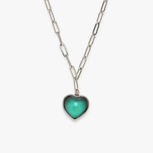 Load image into Gallery viewer, PURAVIDA Heart Mood Choker