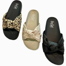 Load image into Gallery viewer, Corkys Natural woven leopard sansal