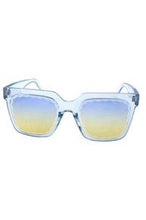 Load image into Gallery viewer, Womens plastic square fashion sunglasses
