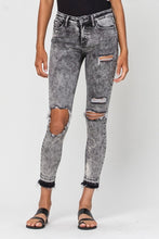 Load image into Gallery viewer, VERVET MID RISE DISTRESSED GREY CROP SKINNY RELEASED HEM