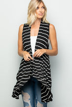 Load image into Gallery viewer, HEIMISH STRIPE PRINT VEST WITH SIDE POCKET
