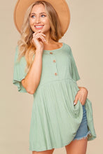 Load image into Gallery viewer, Haptics RIB FLUTTER SLEEVE BUTTON DOWN TOP
