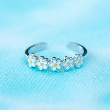Load image into Gallery viewer, PURAVIDA PAINTED BLOOMS TOE RING