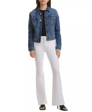 Load image into Gallery viewer, Jen 7 Women&#39;s Denim Button-Front Trucker Jacket
