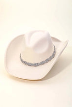 Load image into Gallery viewer, Rhinestone Chain Strap Cowboy Hat
