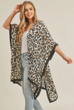 Load image into Gallery viewer, Leopard Print Kimono
