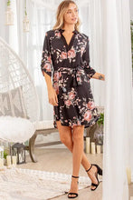 Load image into Gallery viewer, Floral Front Tie Dress

