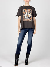 Load image into Gallery viewer, NASHVILLE GUITAR TEE
