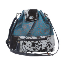 Load image into Gallery viewer, Periwinkle Bucket bag
