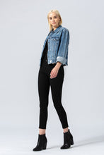 Load image into Gallery viewer, CLASSIC DENIM JACKET WITH RAW HEM
