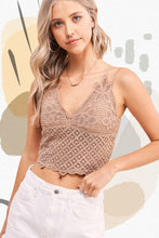 Load image into Gallery viewer, CROCHET LACE TOP
