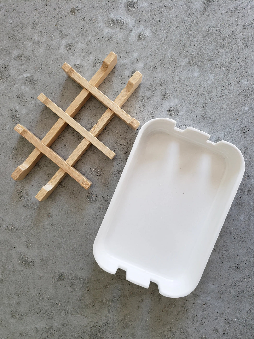 Zero Waste soap dish made of 100% bamboo and cornstarch