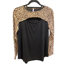 Load image into Gallery viewer, Leopard Cutout Top
