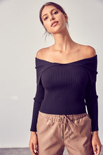 Load image into Gallery viewer, Knitted Off-Shoulder Pullover
