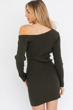 Load image into Gallery viewer, ONE SHOULDER LONG SLEEVE SWEATER DRESS
