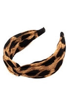 Load image into Gallery viewer, Leopard Print Knot Headband
