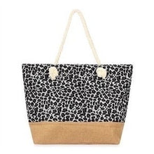 Load image into Gallery viewer, LEOPARD PRINTED TOTE BAG
