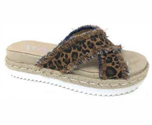 Load image into Gallery viewer, VERY G LANEY TAN LEOPARD SANDALS
