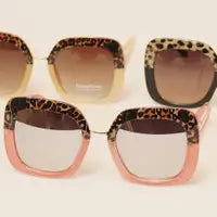 Load image into Gallery viewer, Leopard Oversized Sunglasses
