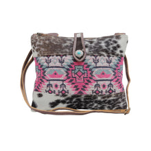 Load image into Gallery viewer, MIA SMALL &amp; CROSSBODY BAG
