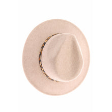 Load image into Gallery viewer, Leopard Trim C.C Panama HAT
